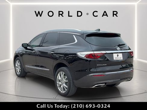 Used 2023 Buick Enclave Essence w/ Experience Buick Package FWD image 5