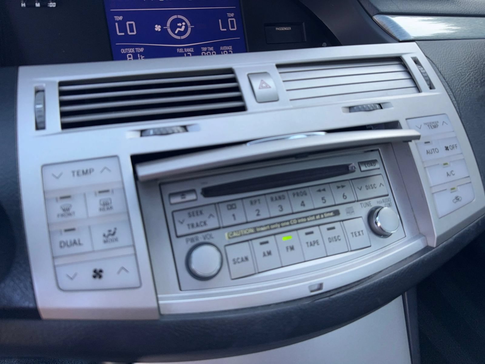 Used 2005 Toyota Avalon Touring FWD image 27