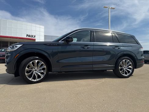 Used 2022 Lincoln Aviator Grand Touring w/ Equipment Group 301A image 5
