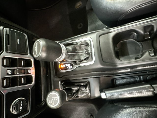 Used 2025 Jeep Gladiator Sport AWD/4WD image 22