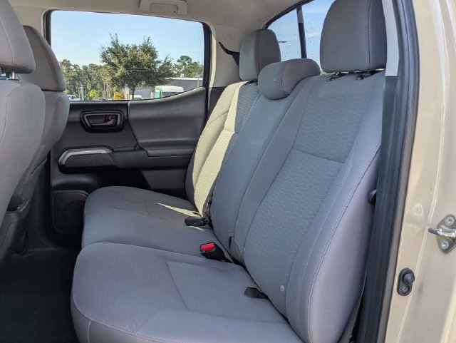 Used 2019 Toyota Tacoma SR5 RWD image 10
