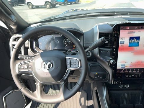 New 2025 RAM 2500 Laramie image 32