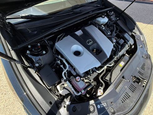 Used 2021 Lexus ES 300h Ultra Luxury w/ Accessory Package 2 FWD image 24