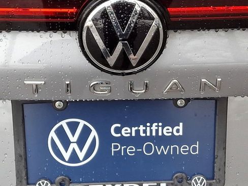 Certified 2025 Volkswagen Tiguan S image 31