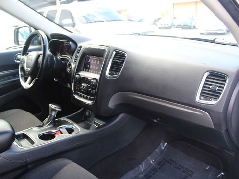 Used 2018 Dodge Durango SXT w/ 3rd Row Seating Group image 22