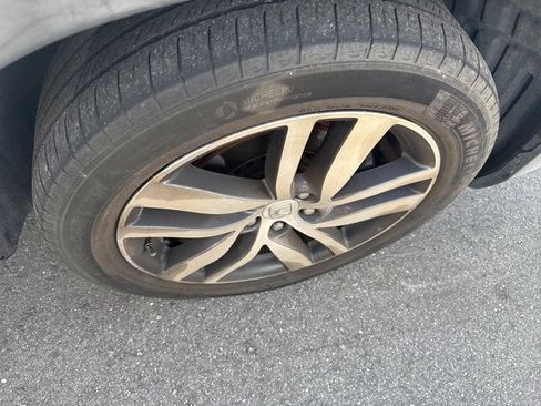 Used 2017 Honda Pilot Touring image 13