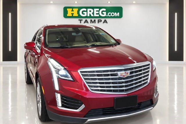 Used 2017 Cadillac XT5 Platinum w/ Driver Assist Package AWD/4WD image 4