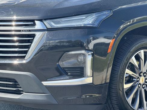 Used 2023 Chevrolet Traverse Premier image 6