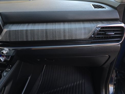 Used 2024 Kia Telluride SX Prestige image 19