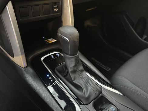 Certified 2022 Toyota Corolla Cross LE image 24