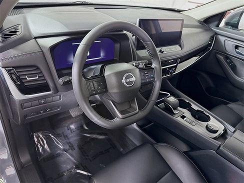 Certified 2025 Nissan Rogue SL image 19