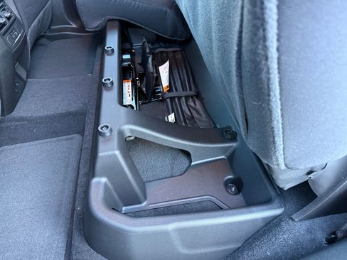 New 2026 GMC Canyon Elevation w/ Convenience Package image 14