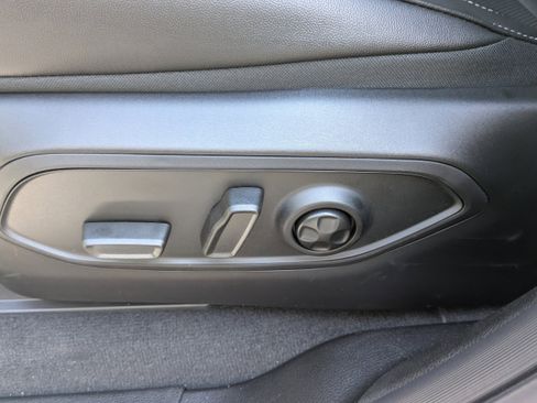 New 2025 Jeep Grand Cherokee L Limited w/ Luxury Tech Group II image 22