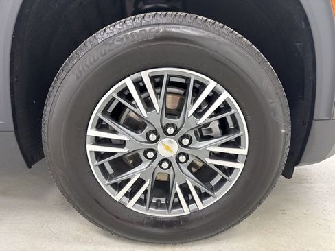 Used 2024 Chevrolet Traverse LT w/ Trailering Package image 33