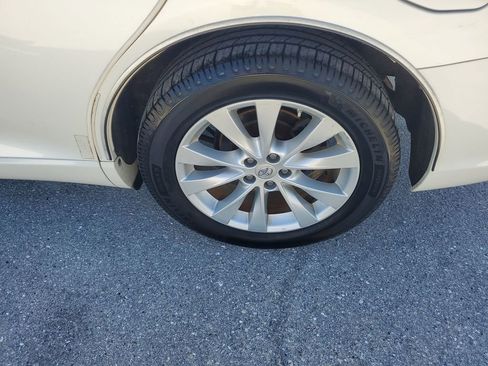 Used 2014 Toyota Venza XLE image 20