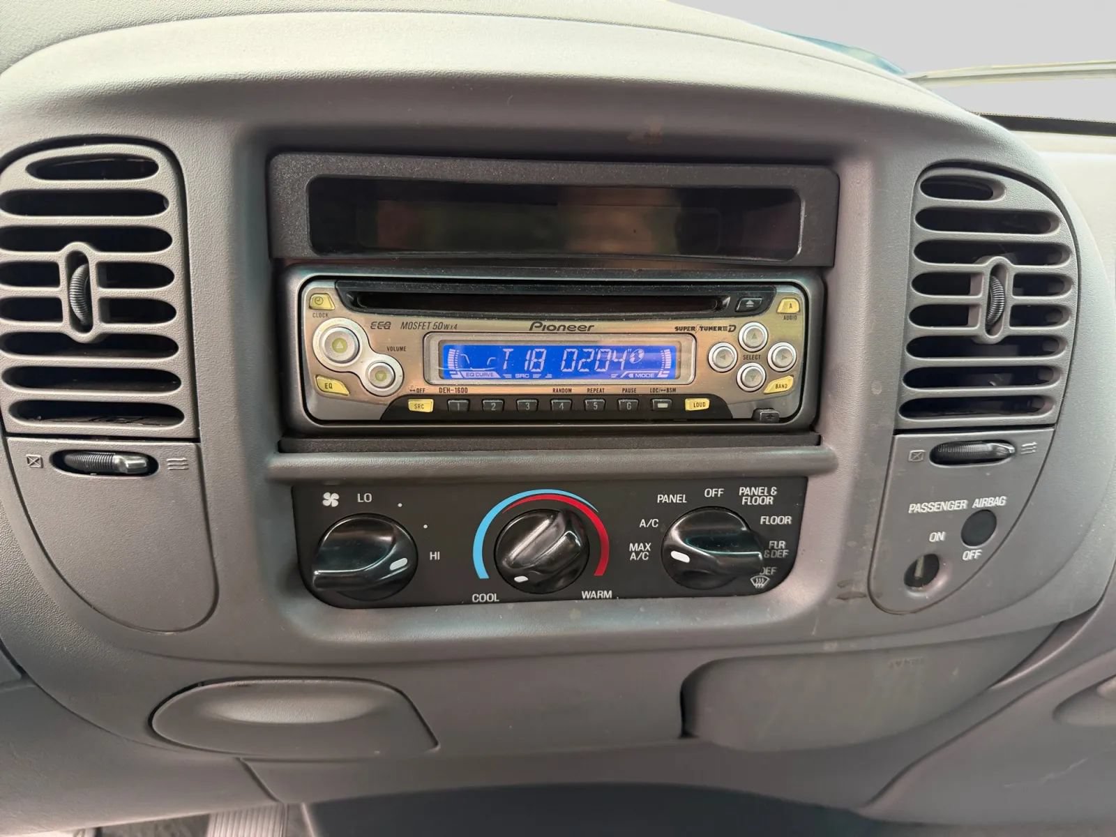 Used 2000 Ford F150 2WD Regular Cab image 21