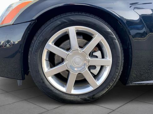 Used 2006 Cadillac XLR image 10