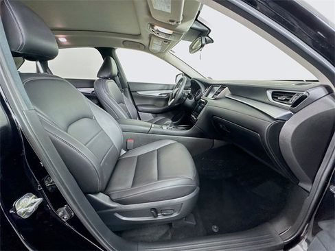 Used 2021 INFINITI QX50 Luxe w/ Cargo Package image 42