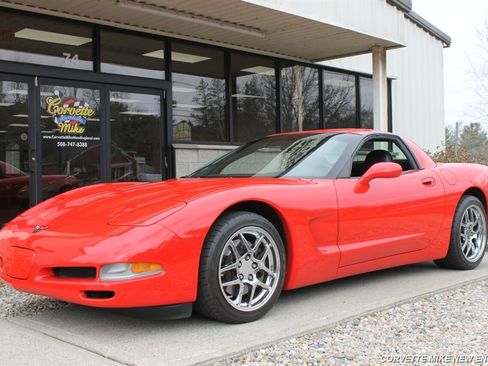 Used 1999 Chevrolet Corvette Coupe image 7