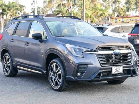 New 2026 Subaru Ascent Limited image 3