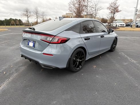 Certified 2024 Honda Civic Sport image 9