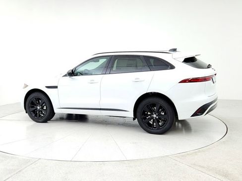 Certified 2025 Jaguar F-PACE R-Dynamic S image 7