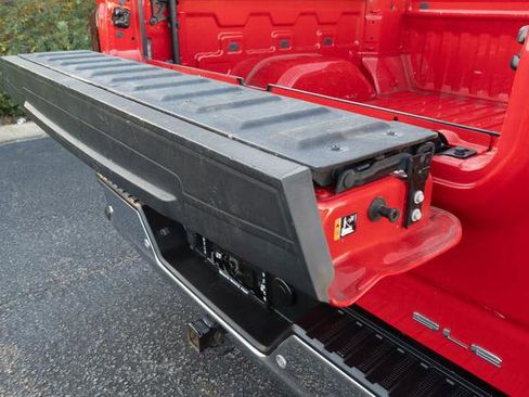 Used 2024 GMC Sierra 1500 SLE w/ Preferred Package image 34