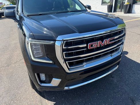Used 2023 GMC Yukon SLT w/ SLT Premium Package AWD/4WD image 13