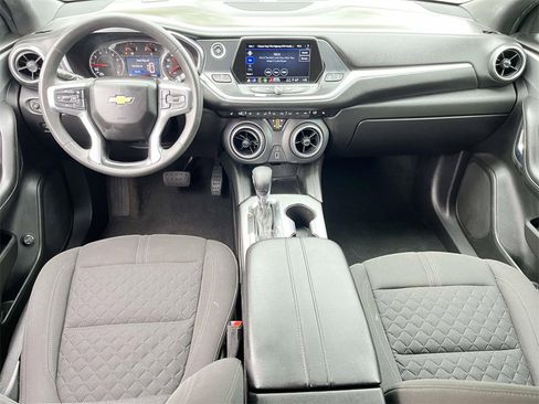 Used 2022 Chevrolet Blazer LT image 24