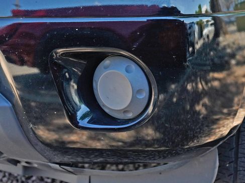 Used 2012 Nissan Frontier SV RWD image 19