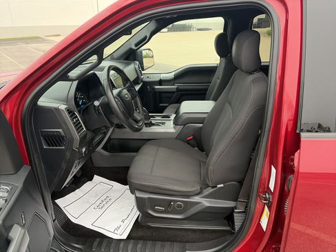 Used 2015 Ford F150 XLT w/ Equipment Group 302A Luxury AWD/4WD image 11