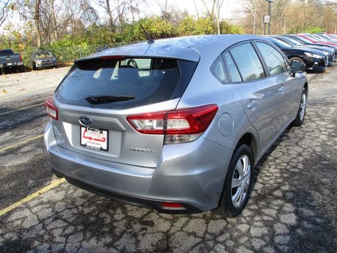 Used 2019 Subaru Impreza 2.0i image 3