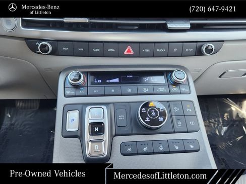 Used 2023 Hyundai Palisade Limited w/ Cargo Package AWD/4WD image 18