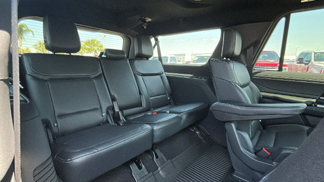 New 2027 Ford Expedition Max Platinum w/ Stealth Performance Package AWD/4WD image 14
