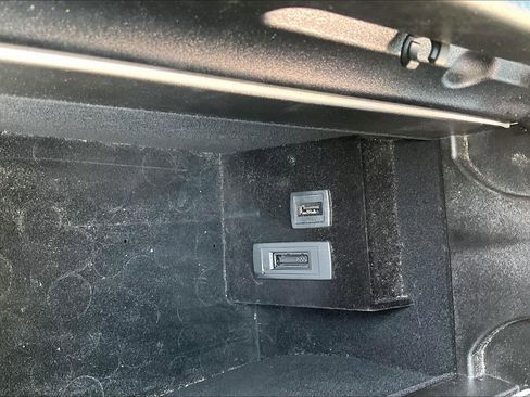 Used 2013 Mercedes-Benz E 350 E 350 image 16