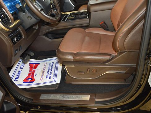 Used 2024 Ford F250 King Ranch w/ Chrome Package AWD/4WD image 15