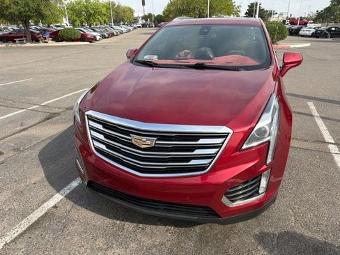 Used 2019 Cadillac XT5 Luxury FWD image 4