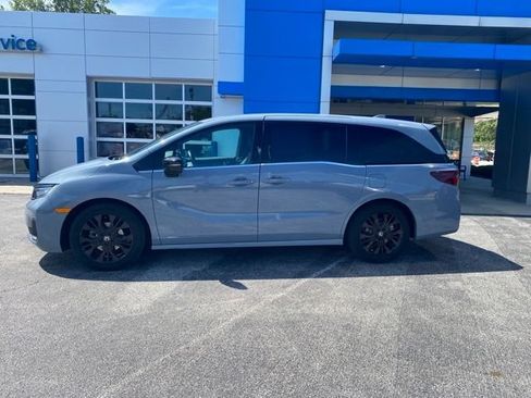 Used 2025 Honda Odyssey Sport-L image 2