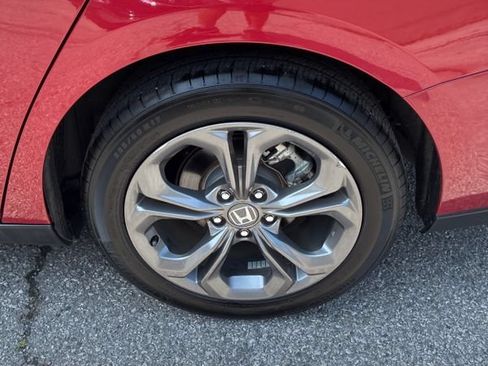 Used 2024 Honda Accord EX image 19