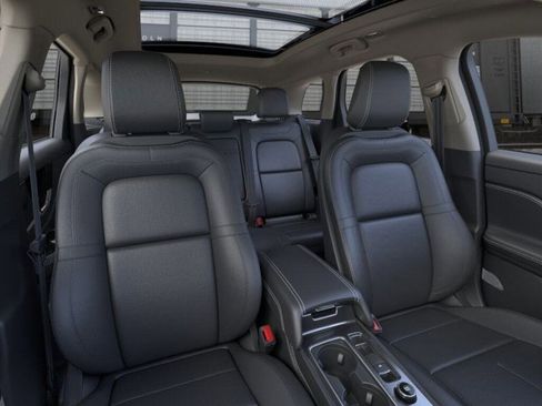 New 2026 Lincoln Corsair Premiere image 32