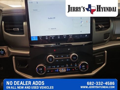 Used 2023 Ford Expedition Max XLT RWD image 12