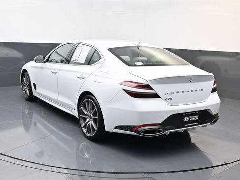 Used 2025 Genesis G70 2.5T image 5