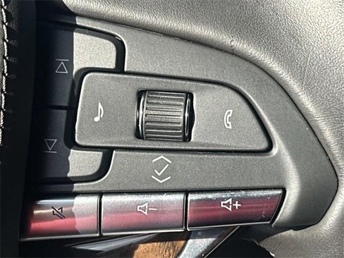 Certified 2023 Cadillac Escalade Premium Luxury Platinum w/ Heavy-Duty Trailer Package image 29