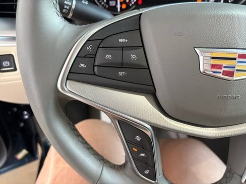 Certified 2024 Cadillac XT5 Premium Luxury w/ LPO, Floor Liner Package AWD/4WD image 21