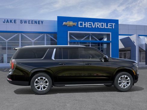 New 2026 Chevrolet Suburban LS w/ LPO, Dark Essentials Package image 5