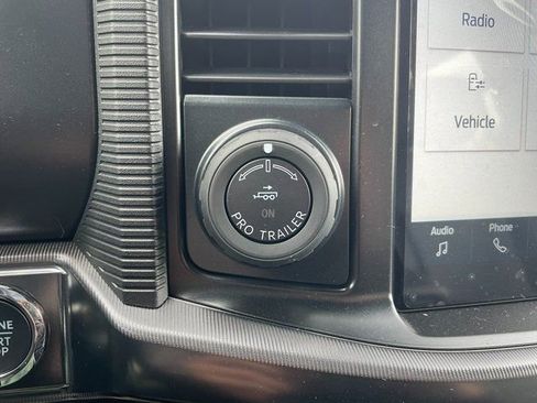 New 2025 Ford F150 Lariat w/ Equipment Group 502A High image 31