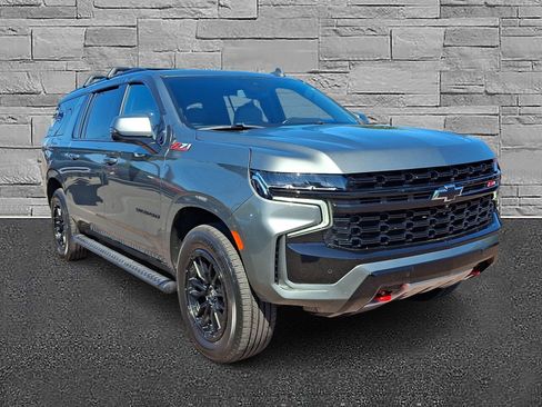 Used 2024 Chevrolet Suburban Z71 w/ Off-Road Capability Package AWD/4WD image 2