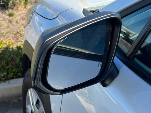 Certified 2024 Toyota Corolla Cross L image 8