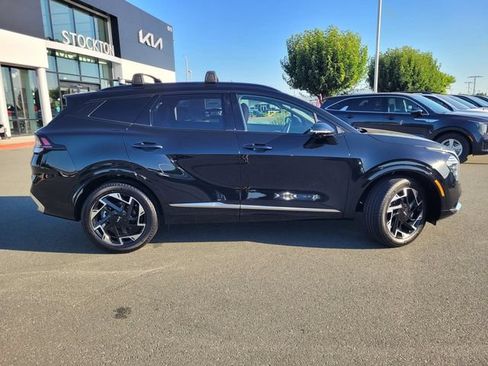 Used 2024 Kia Sportage SX AWD/4WD image 3