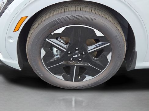 New 2025 Kia EV6 GT-Line image 8